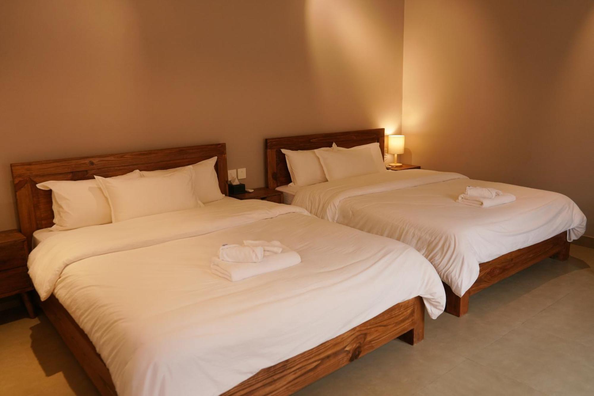 Hotel Blossom Покхара Екстер'єр фото